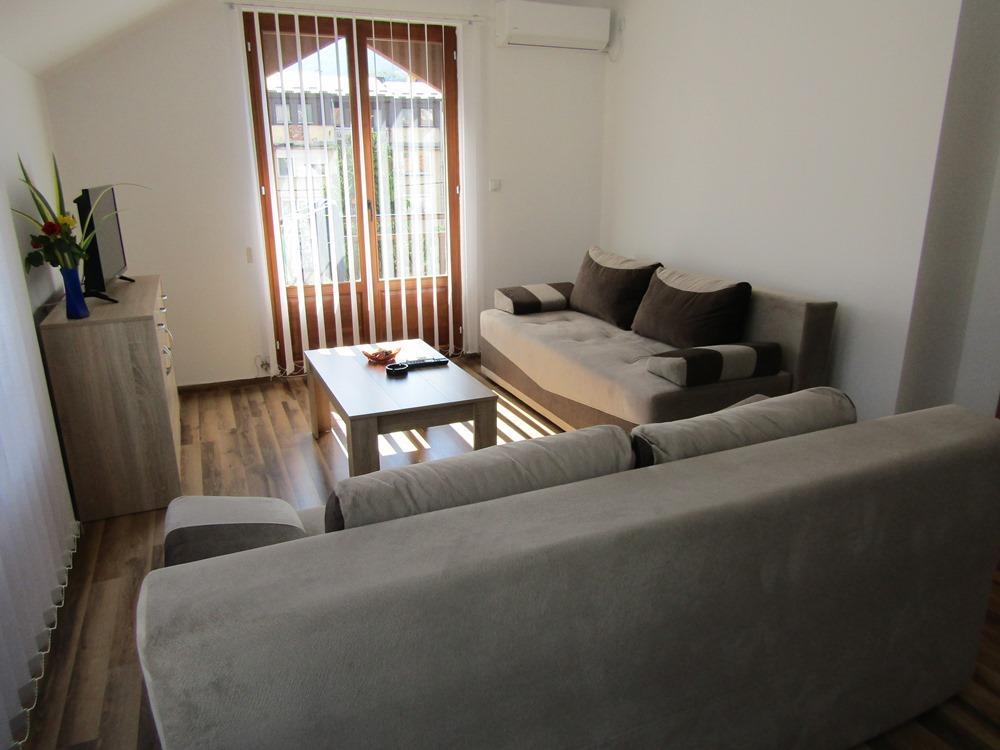 Apartment And Rooms Konak วิเชกราด ภายนอก รูปภาพ