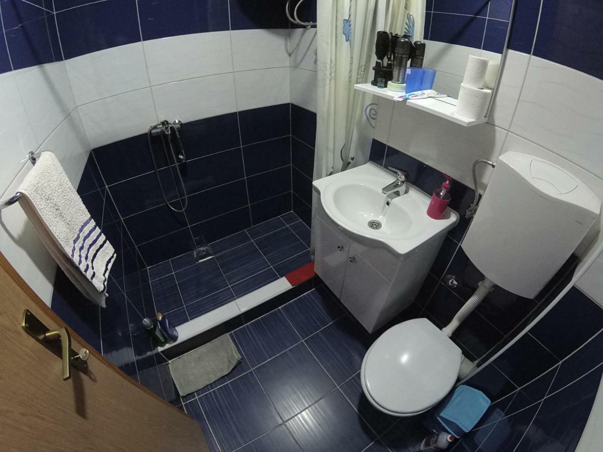 Apartment And Rooms Konak วิเชกราด ภายนอก รูปภาพ